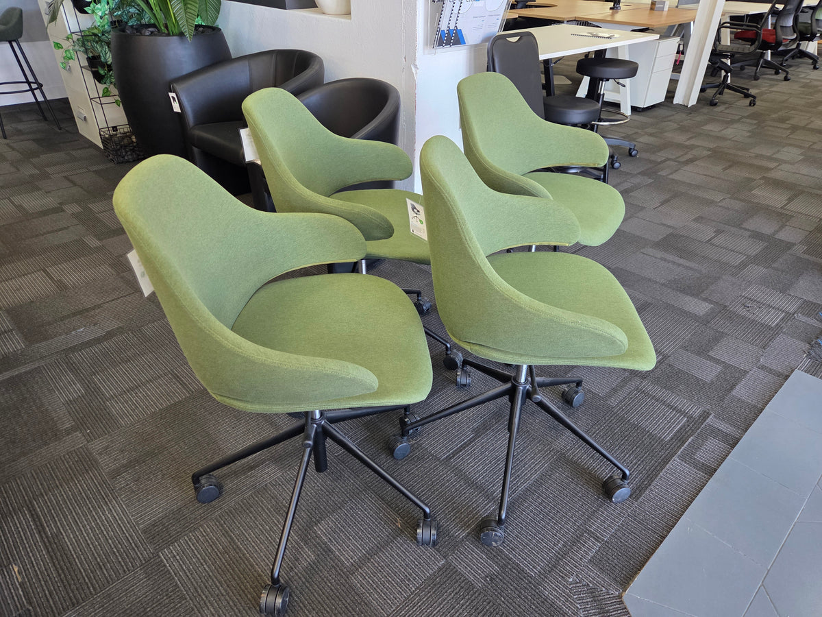 Ex-Display Konfurb Orbit Chairs