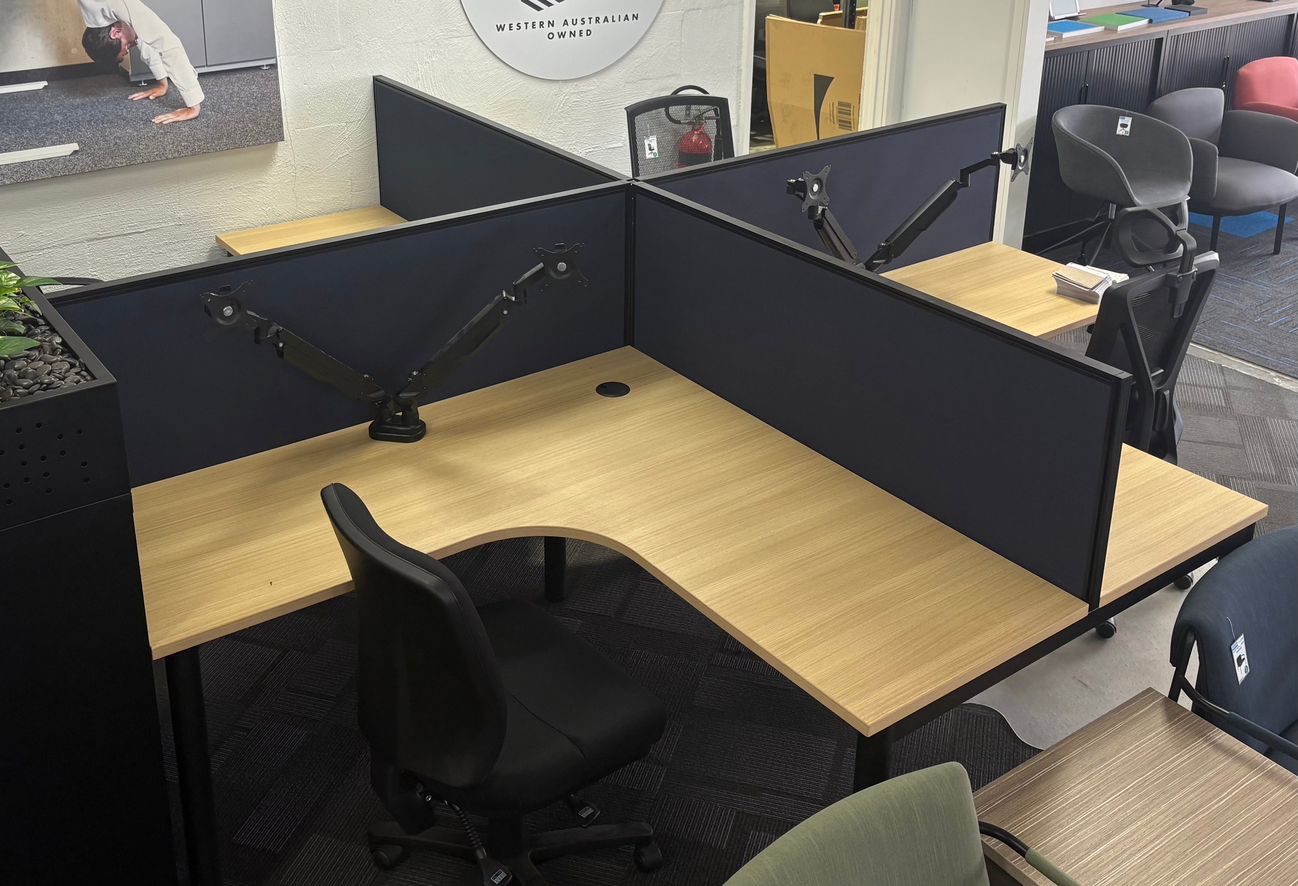 Four Person Workstation - Ex Display 